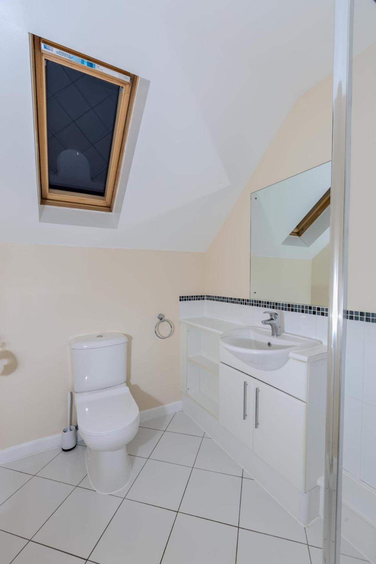 5-Bed Modern & Luxurious House Villa Snodland Екстериор снимка
